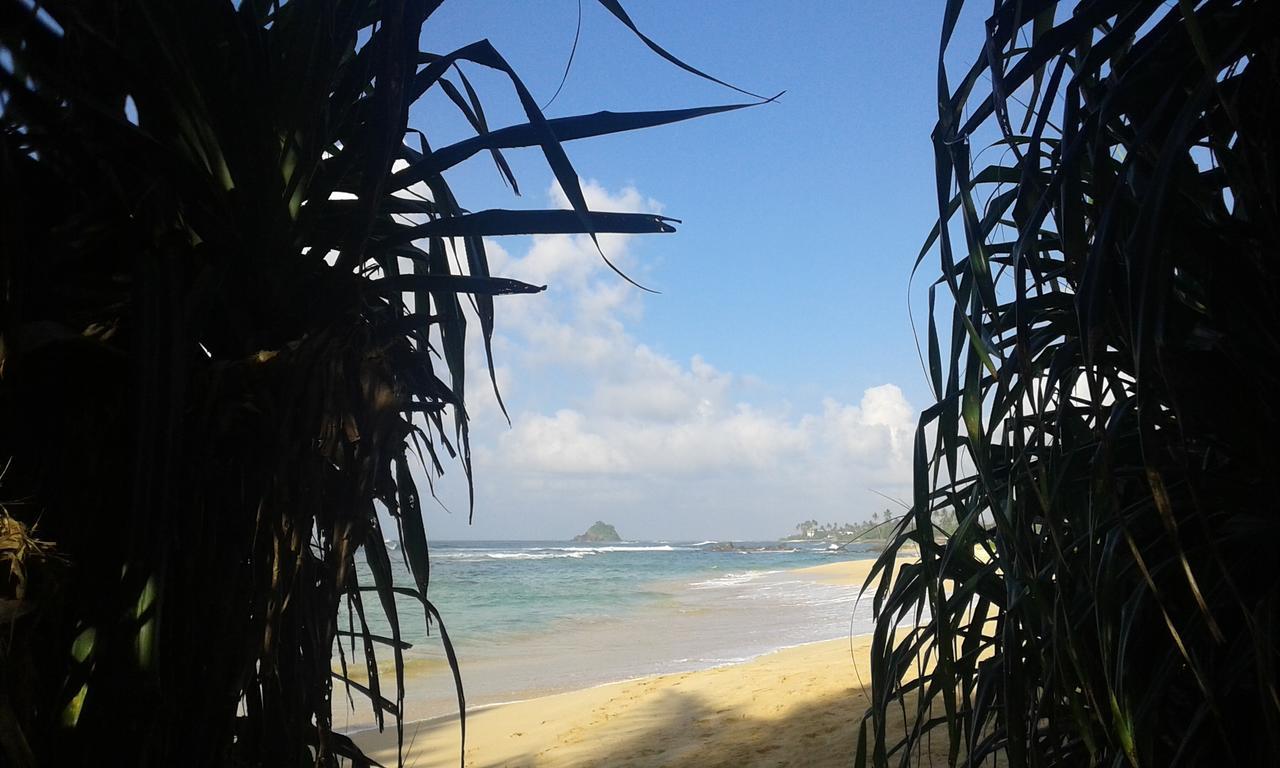 Ram'S Surfing Beach,米迪加马东 外观 照片