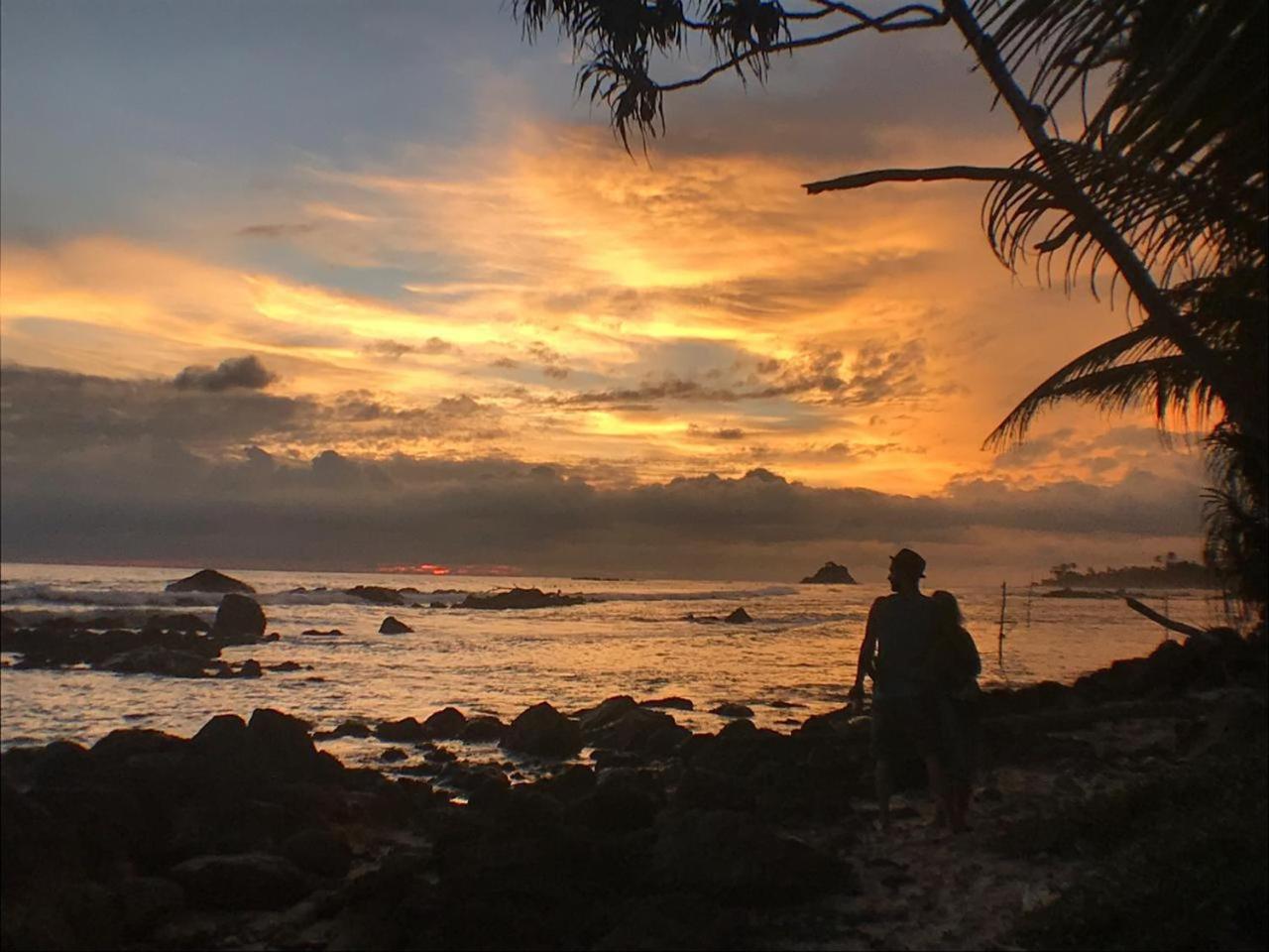 Ram'S Surfing Beach,米迪加马东 外观 照片